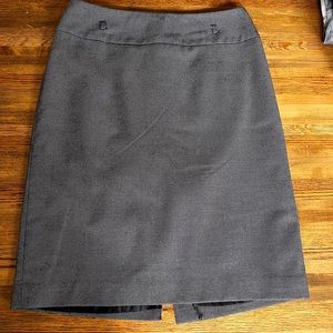 Liz Clairborne Career Pencil Skirt - Size 6 - EUC